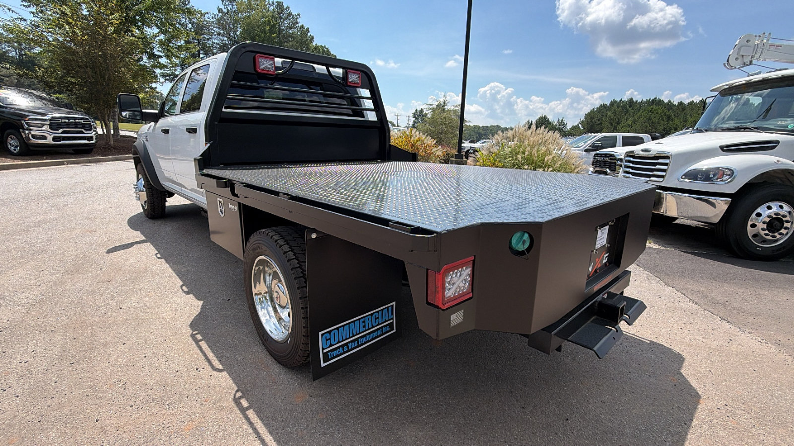 New 2026 RAM 5500 Tradesman w/ Chrome Appearance Group AWD/4WD image 10
