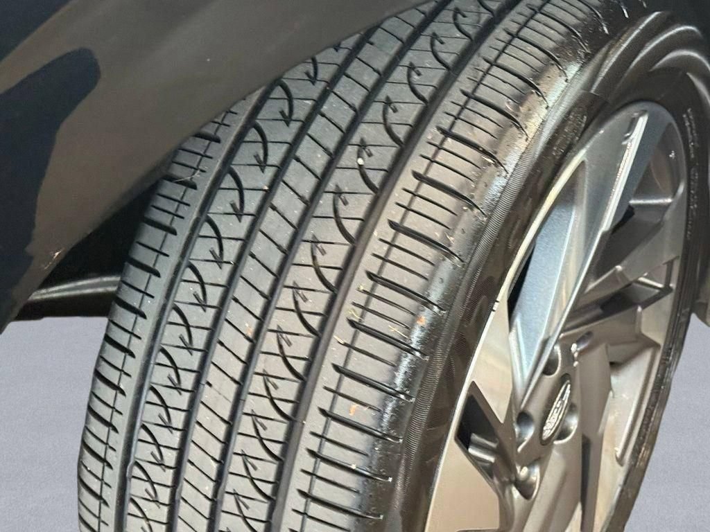 Certified 2025 Subaru Legacy Limited AWD/4WD image 19