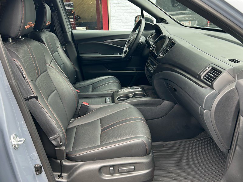 Used 2022 Honda Pilot TrailSport image 9