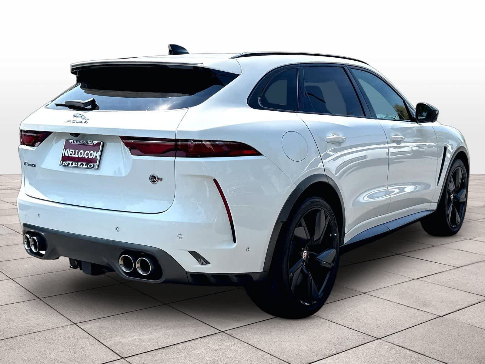 Used 2021 Jaguar F-PACE SVR AWD/4WD image 16