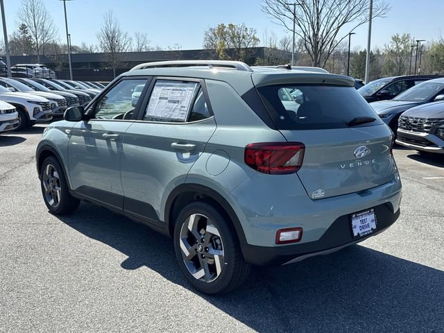 New 2026 Hyundai Venue SEL FWD image 5