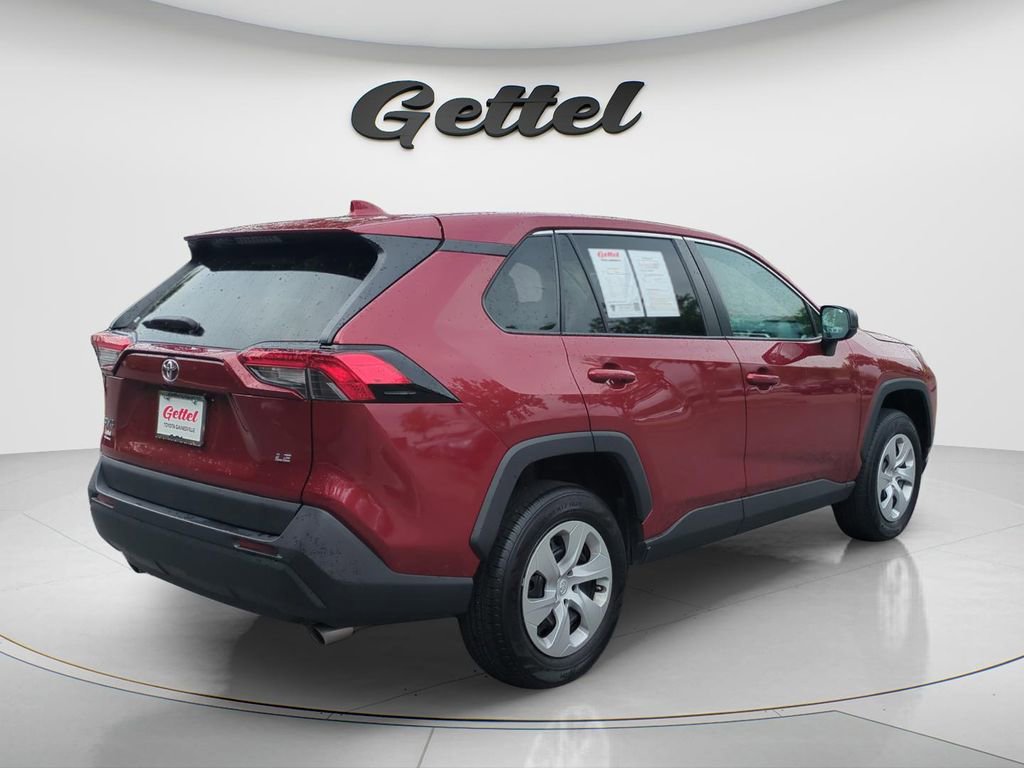 Used 2024 Toyota RAV4 LE image 12