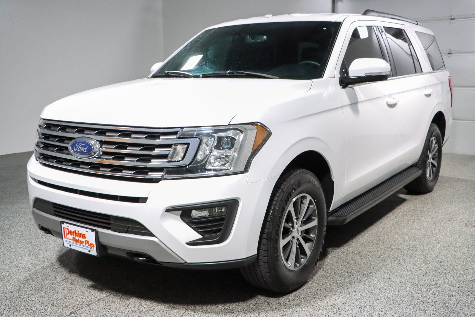 Used 2019 Ford Expedition XLT w/ Equipment Group 201A AWD/4WD image 33