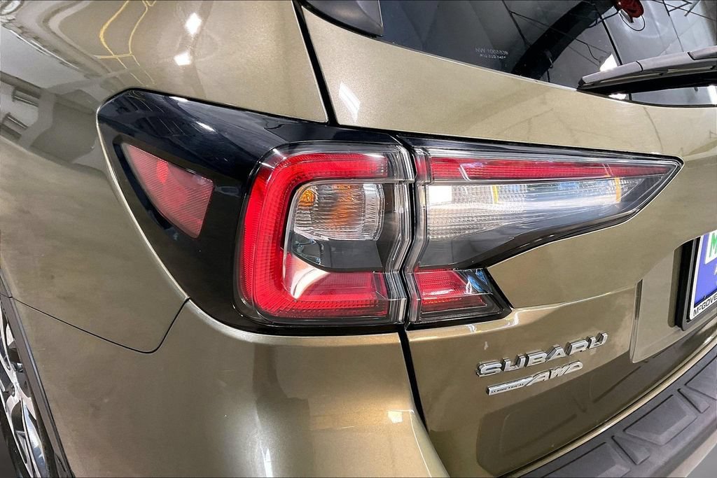 Used 2021 Subaru Outback Limited AWD/4WD image 24