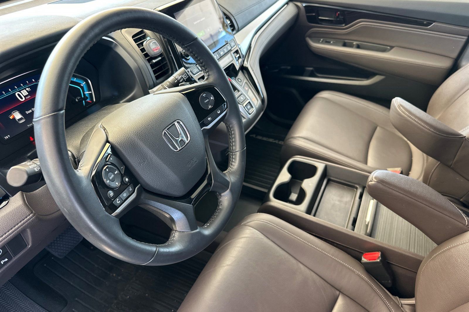 Certified 2024 Honda Odyssey Touring image 10