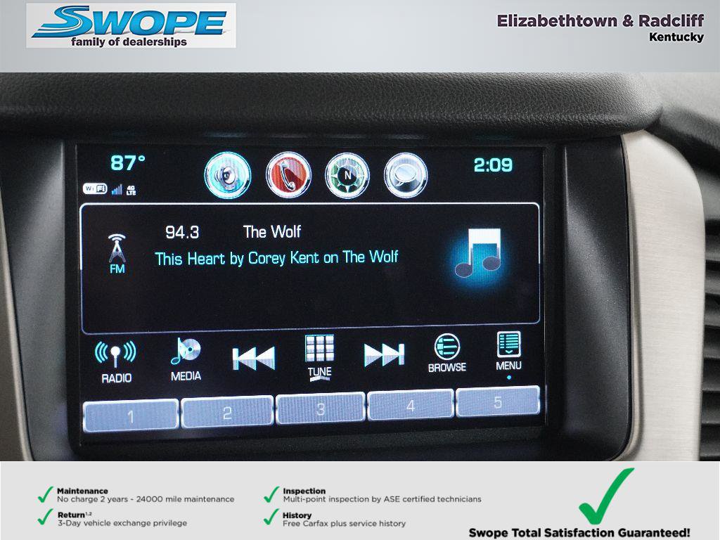 Used 2020 GMC Yukon XL Denali w/ Denali Premium Package image 28