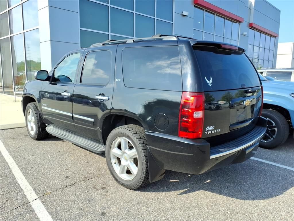 Used 2013 Chevrolet Tahoe LTZ AWD/4WD image 3