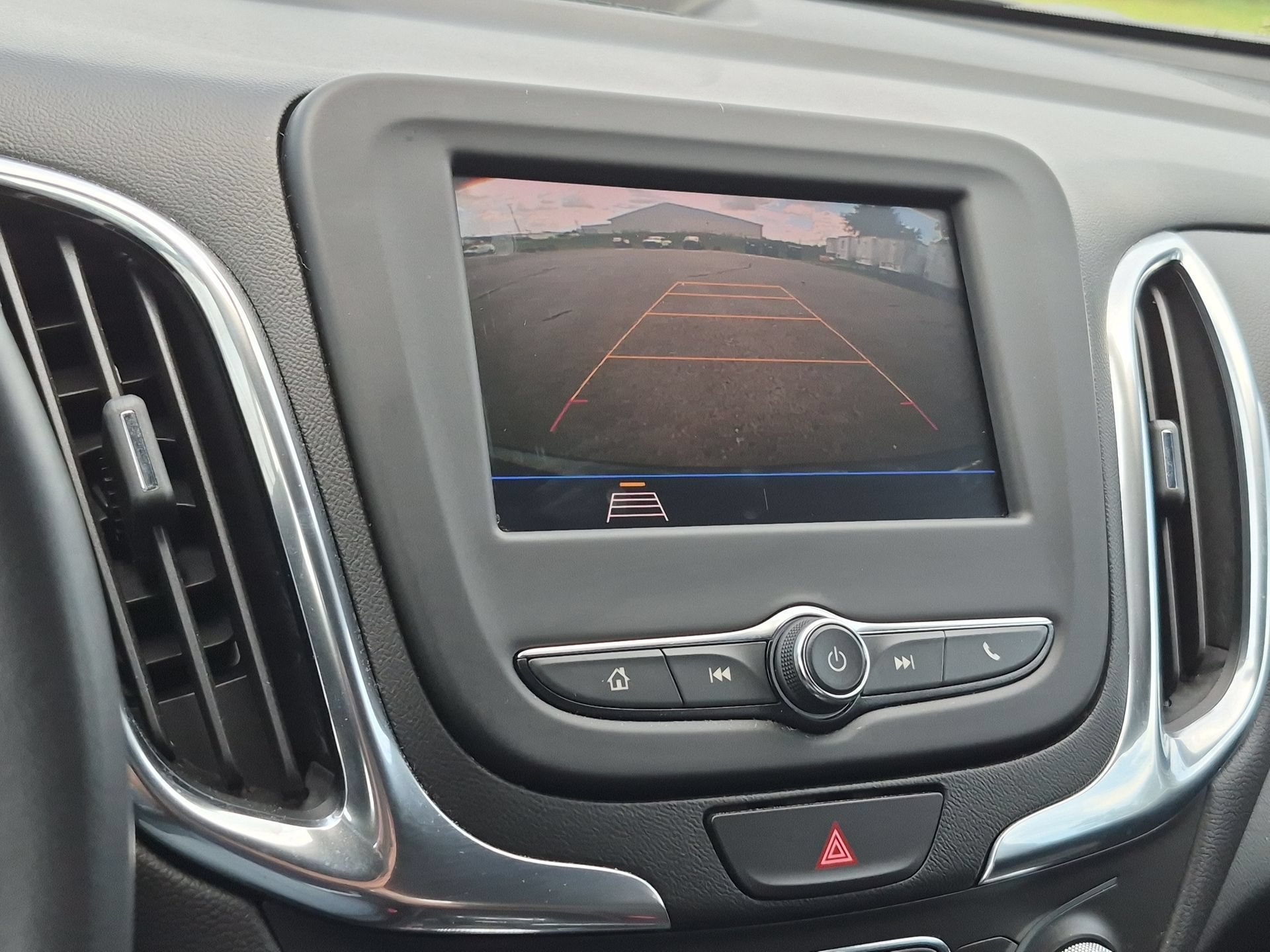 Certified 2021 Chevrolet Equinox LT FWD image 15