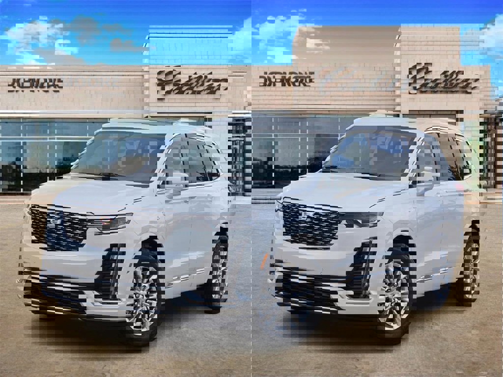New 2025 Cadillac XT6 Luxury