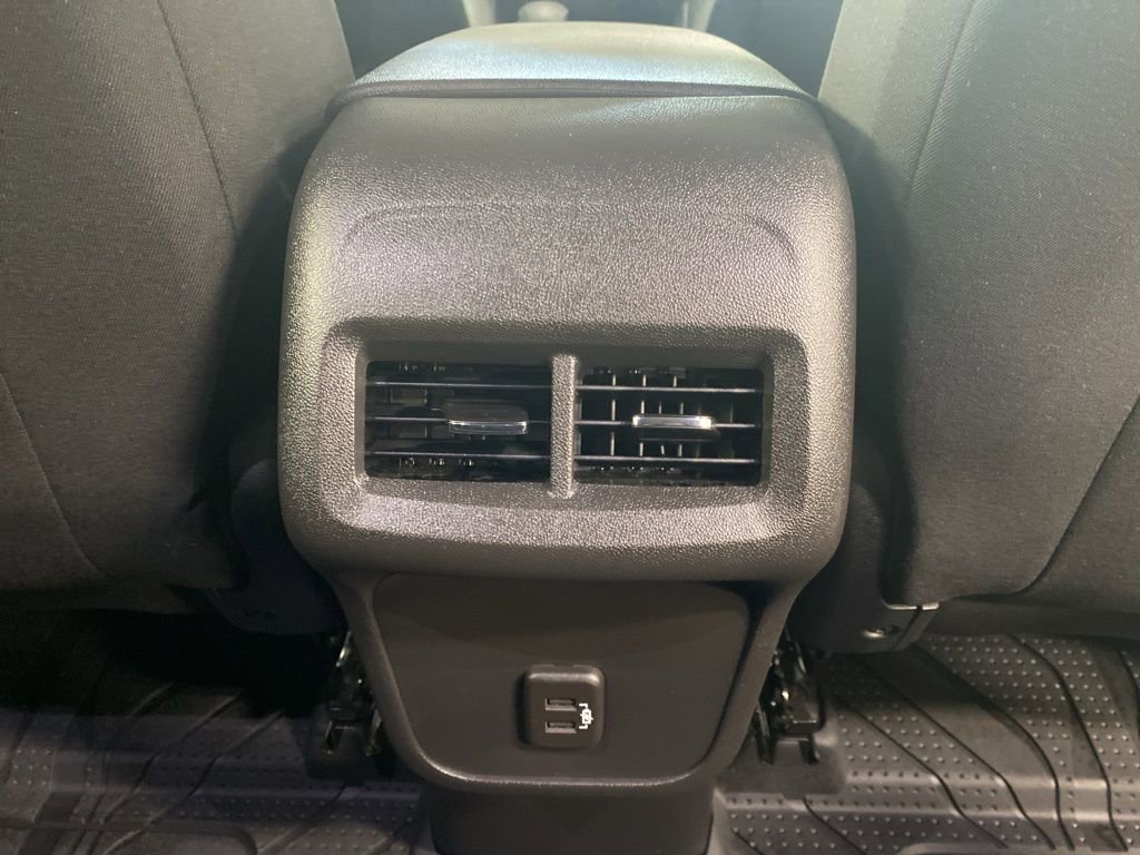 Used 2024 Chevrolet Equinox LT w/ LPO, Floor Liner Package image 18