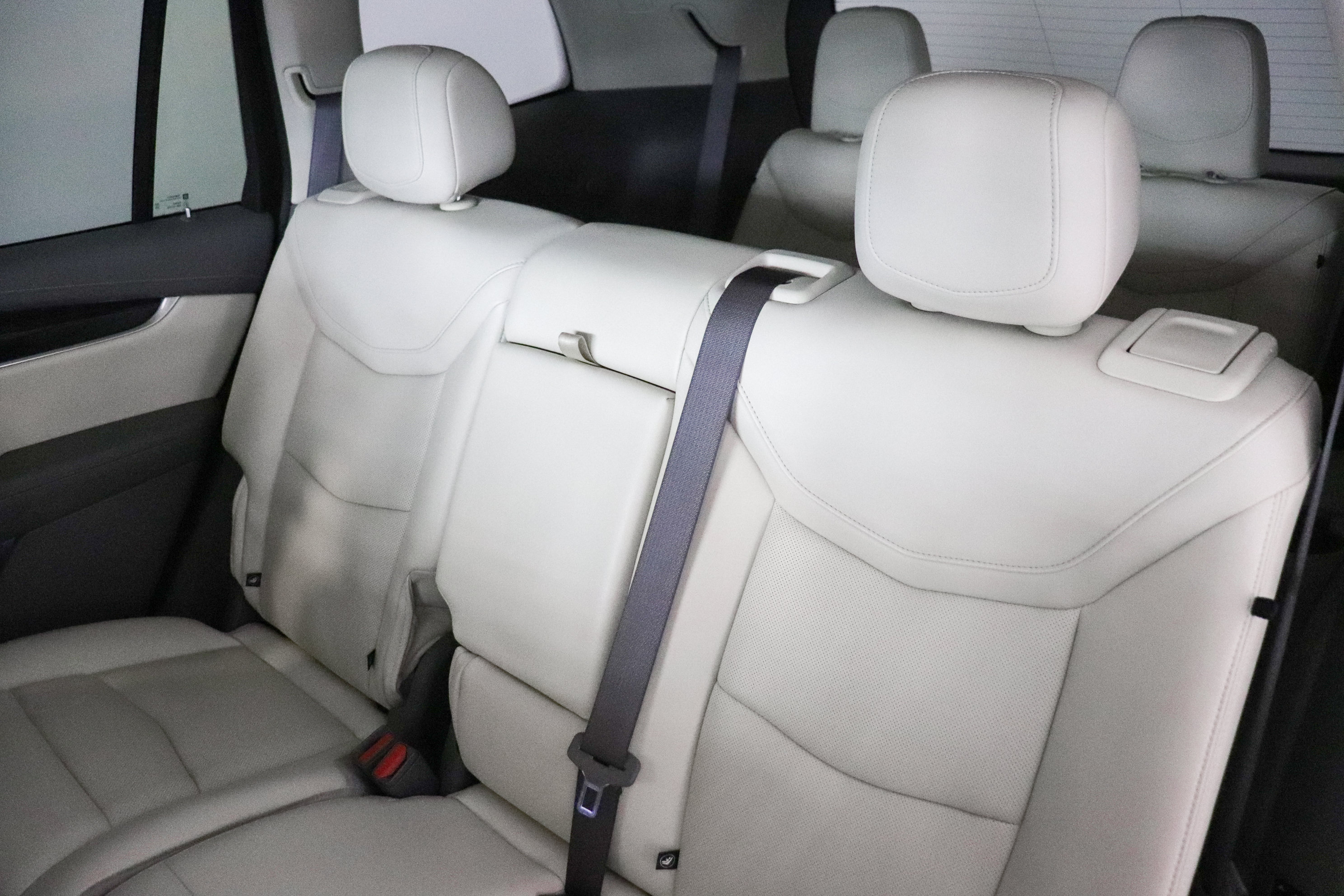 Used 2024 Cadillac XT6 Premium Luxury w/ Technology Package AWD/4WD image 19