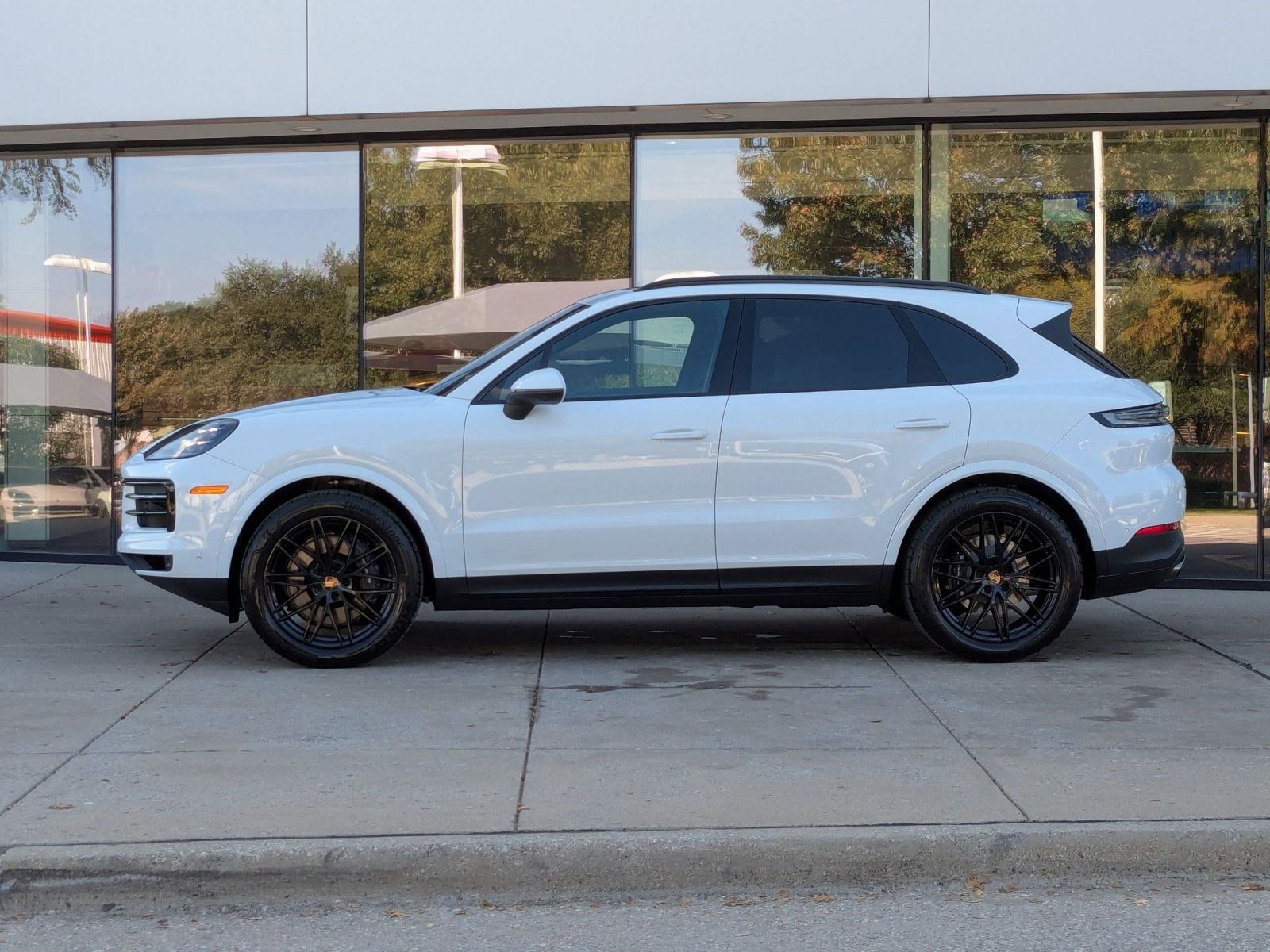 New 2026 Porsche Cayenne image 2