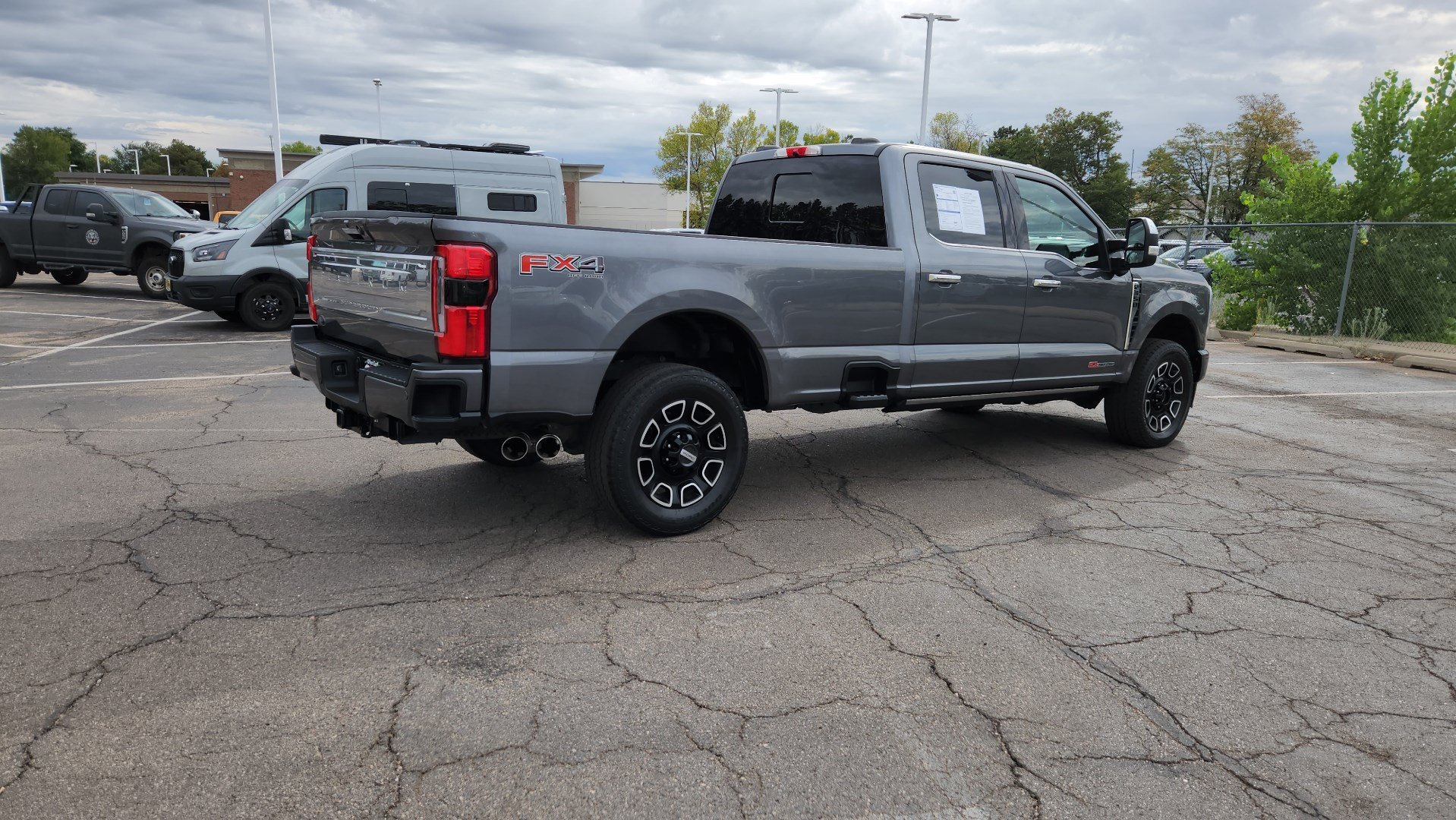 Used 2024 Ford F350 Platinum AWD/4WD image 11