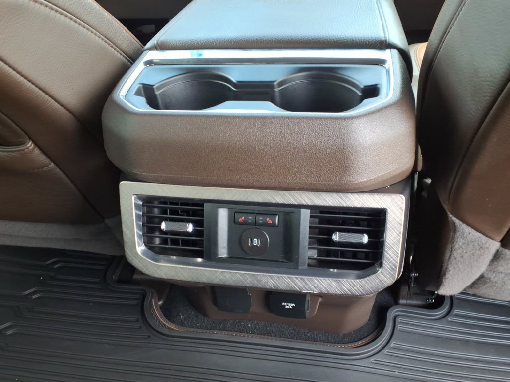 Used 2024 Ford F250 King Ranch AWD/4WD image 17