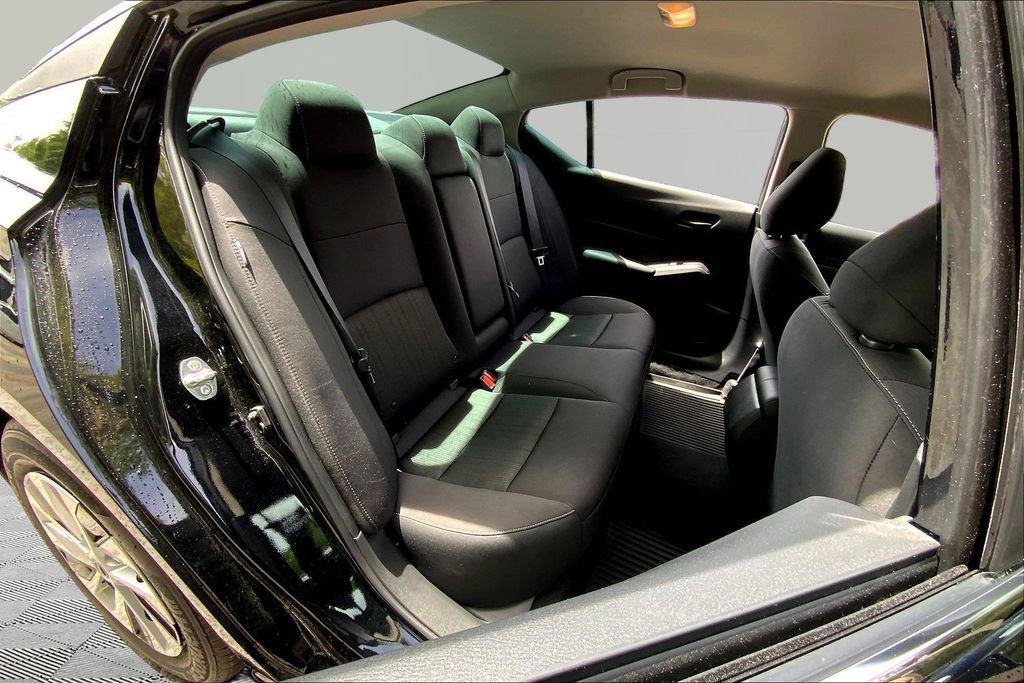 Used 2025 Nissan Altima 2.5 S image 17