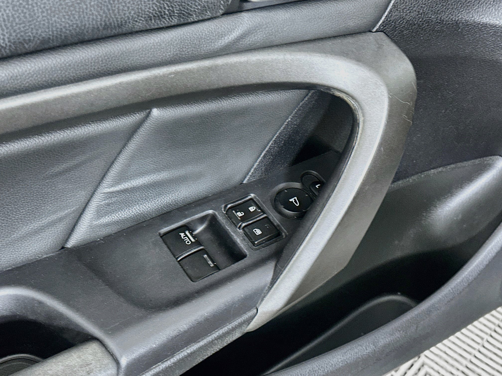 Used 2010 Honda Accord LX-S image 15