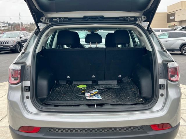 Used 2021 Jeep Compass Sport image 10