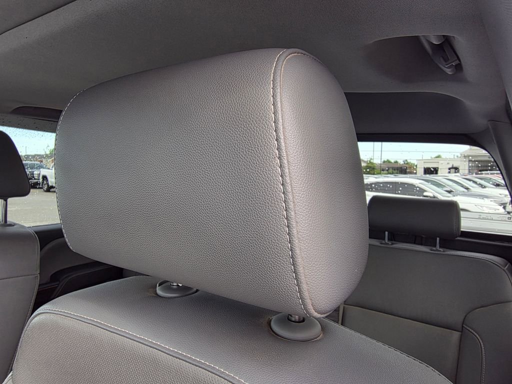 Used 2018 GMC Sierra 1500 SLT AWD/4WD image 22