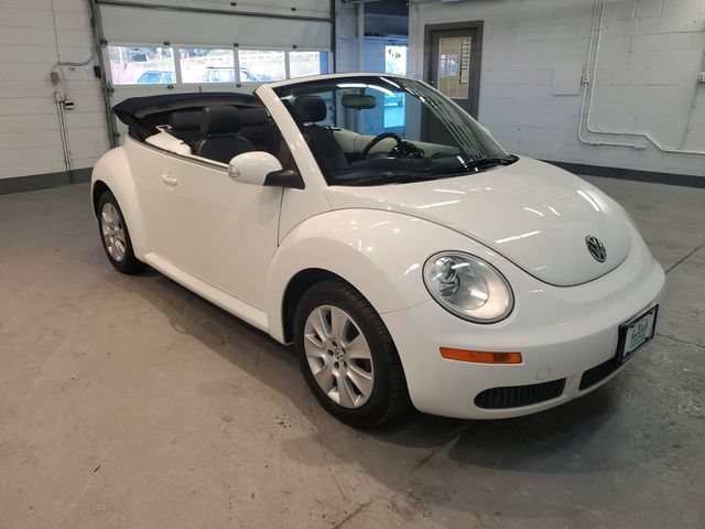 Used 2009 Volkswagen Beetle S FWD image 15