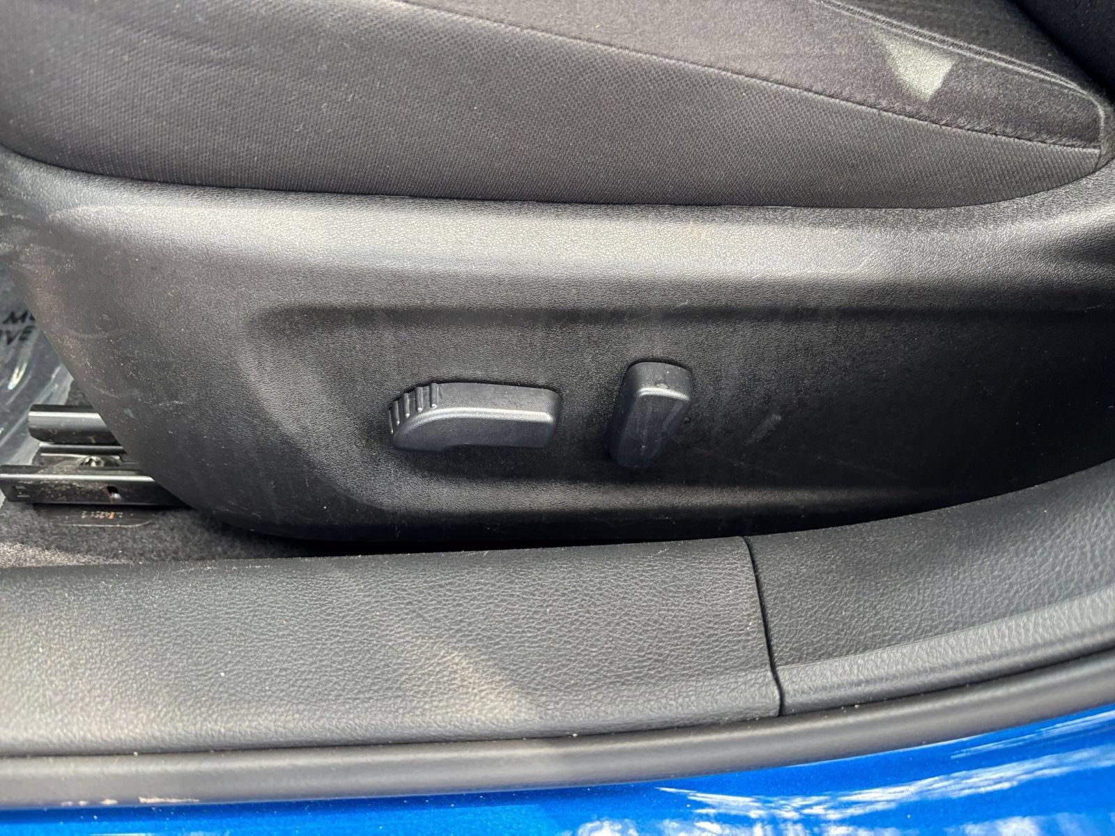 Used 2025 Nissan Altima 2.5 SV FWD image 18