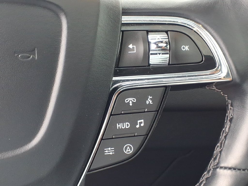 Used 2024 Lincoln Navigator L Reserve AWD/4WD image 10
