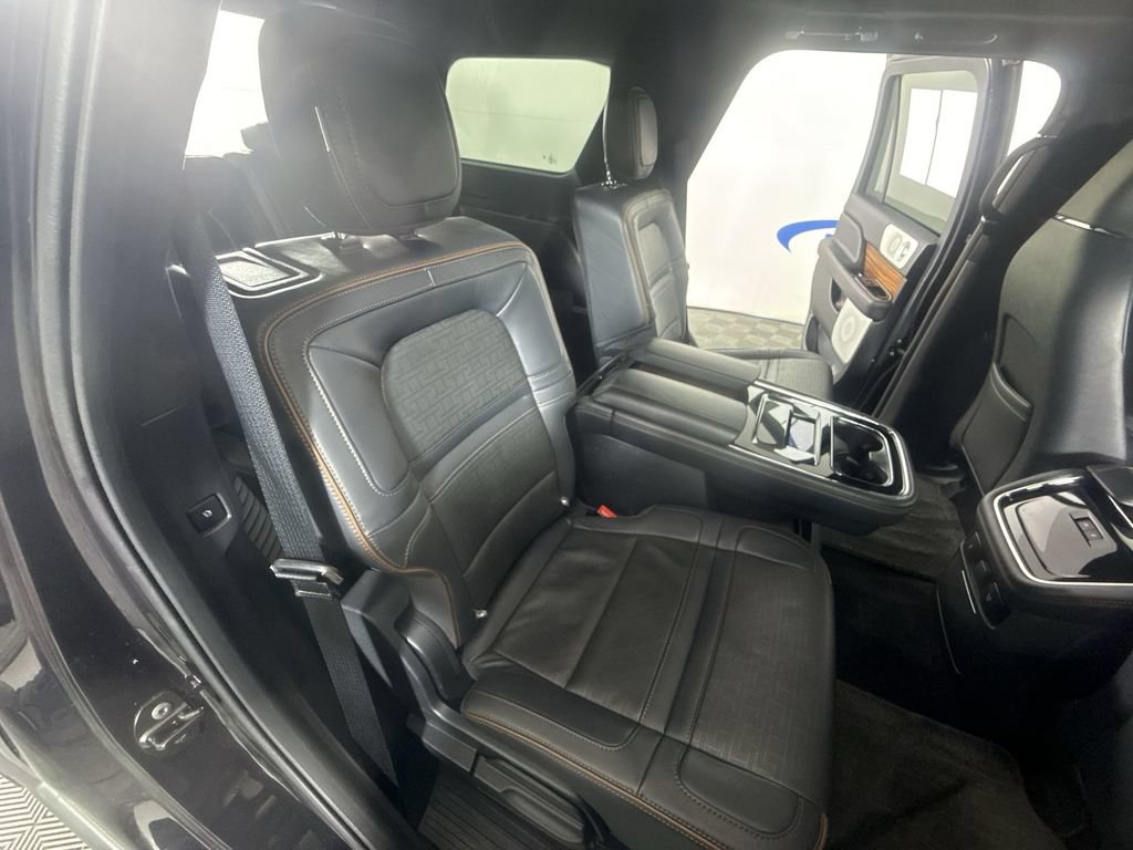 Used 2022 Lincoln Navigator Black Label AWD/4WD image 28