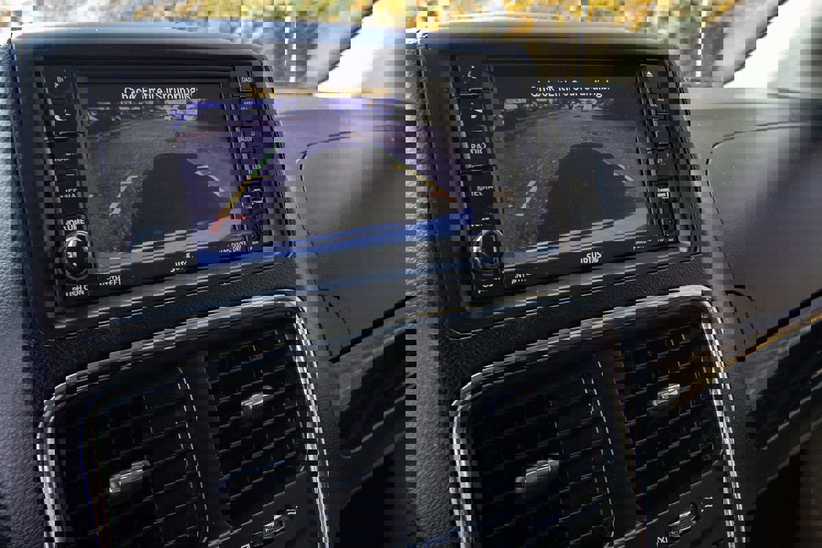 Used 2019 Dodge Grand Caravan SE w/ UConnect Hands-Free Group image 15