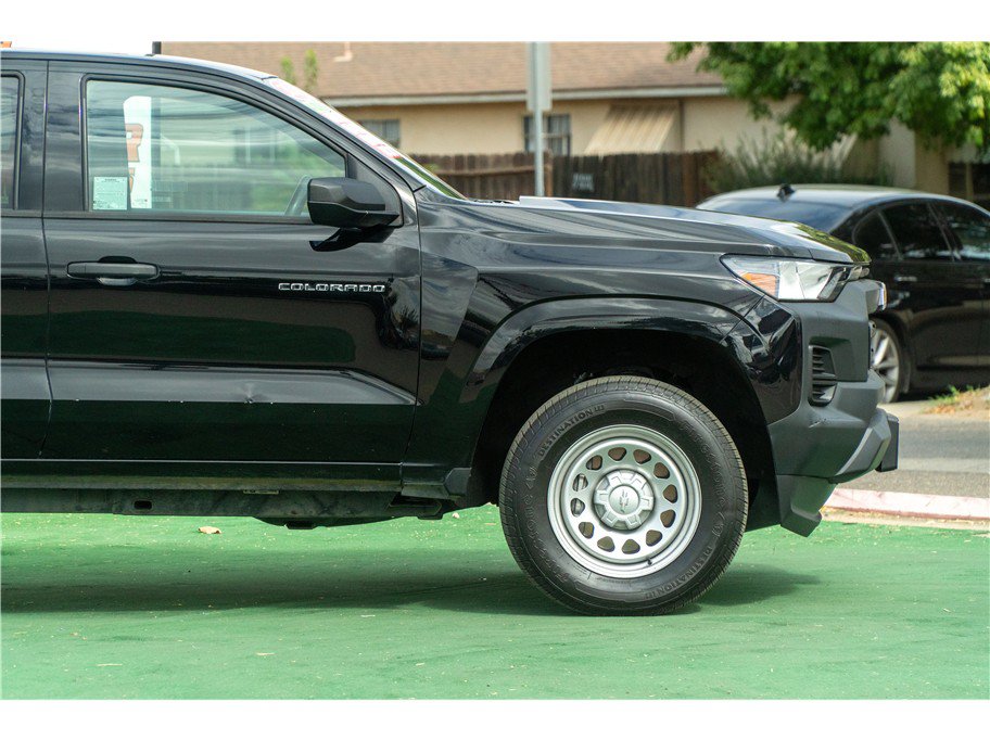 Used 2023 Chevrolet Colorado W/T RWD image 41