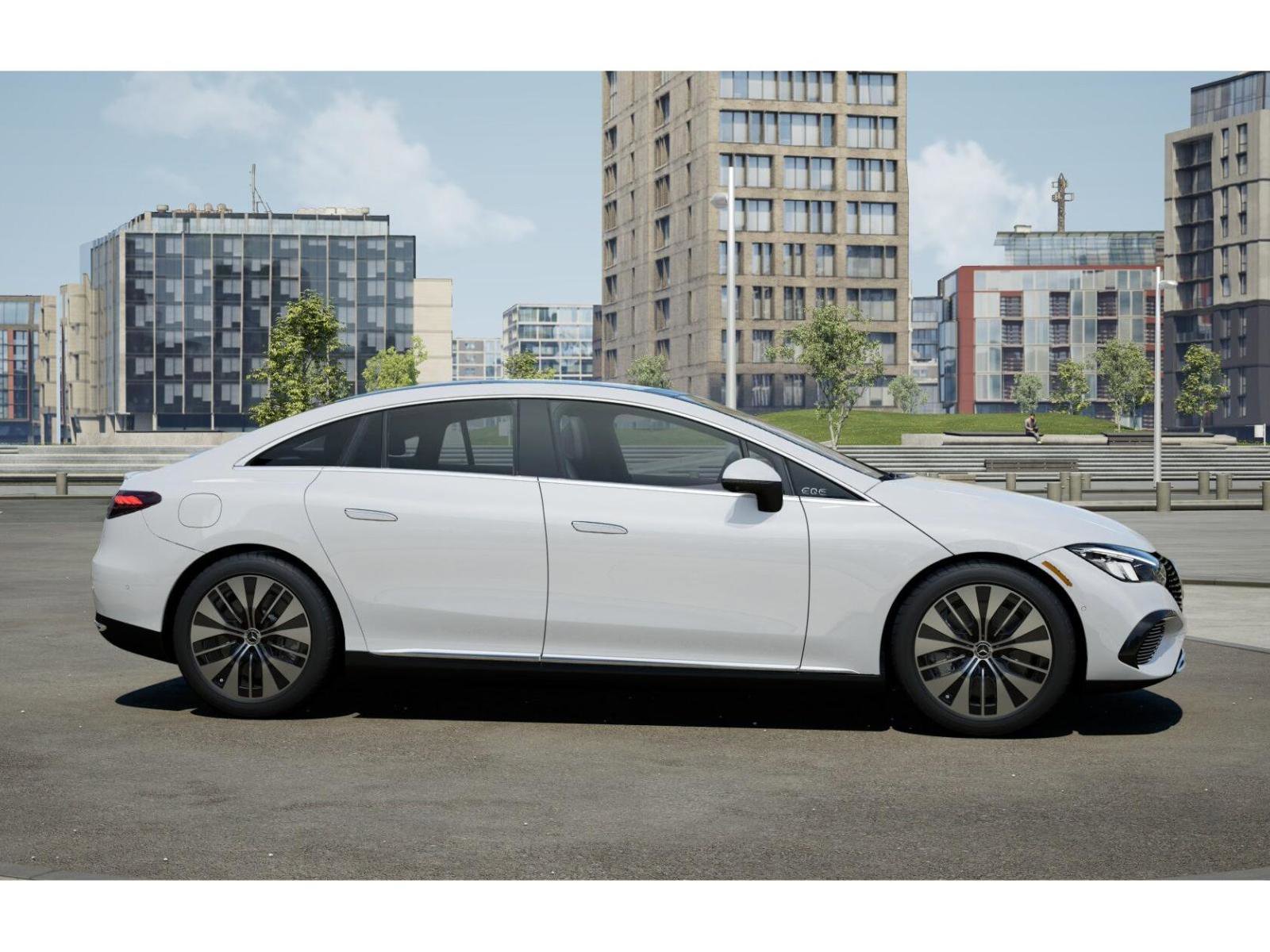 New 2026 Mercedes-Benz EQE 320 4MATIC Sedan image 6