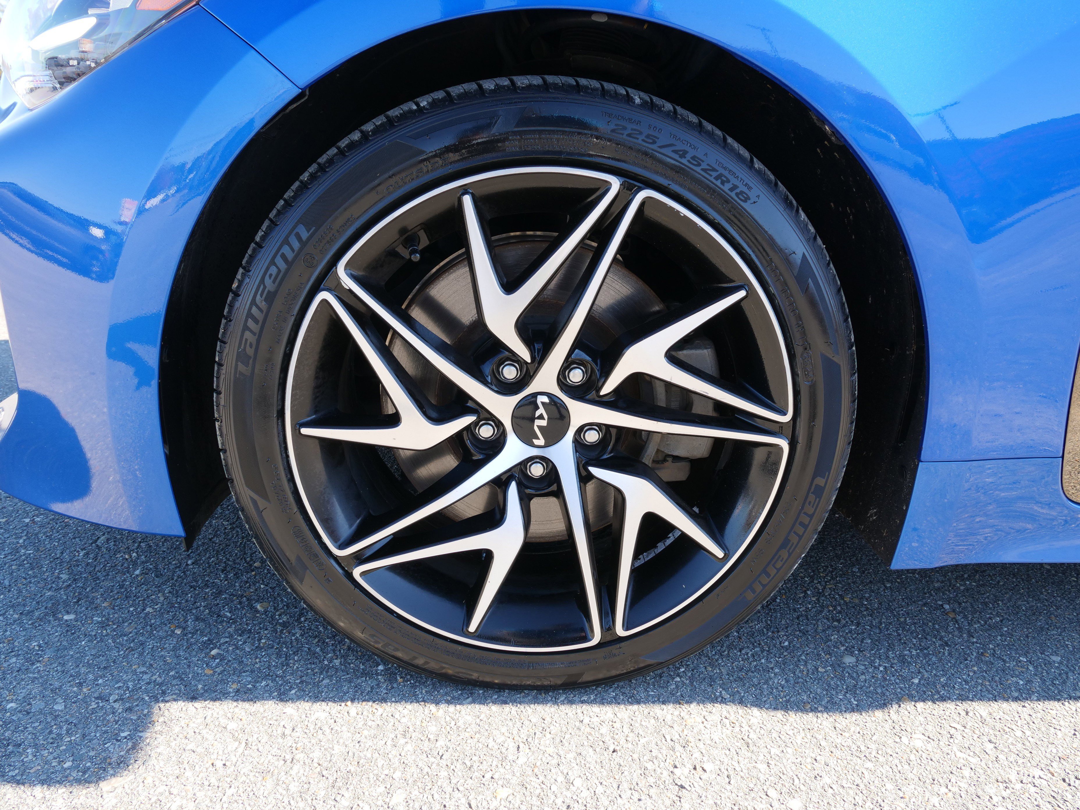 Used 2022 Kia Stinger GT-Line w/ Sun & Sound Package image 13