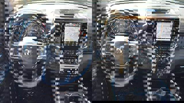 Used 2022 RAM 3500 Laramie w/ Max Tow Package image 28