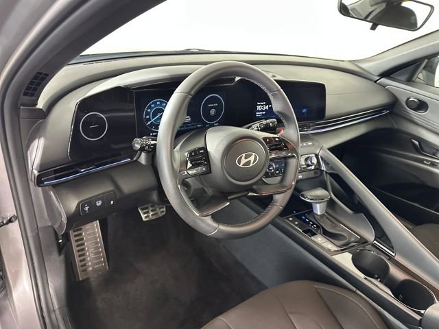 Certified 2025 Hyundai Elantra SEL image 44
