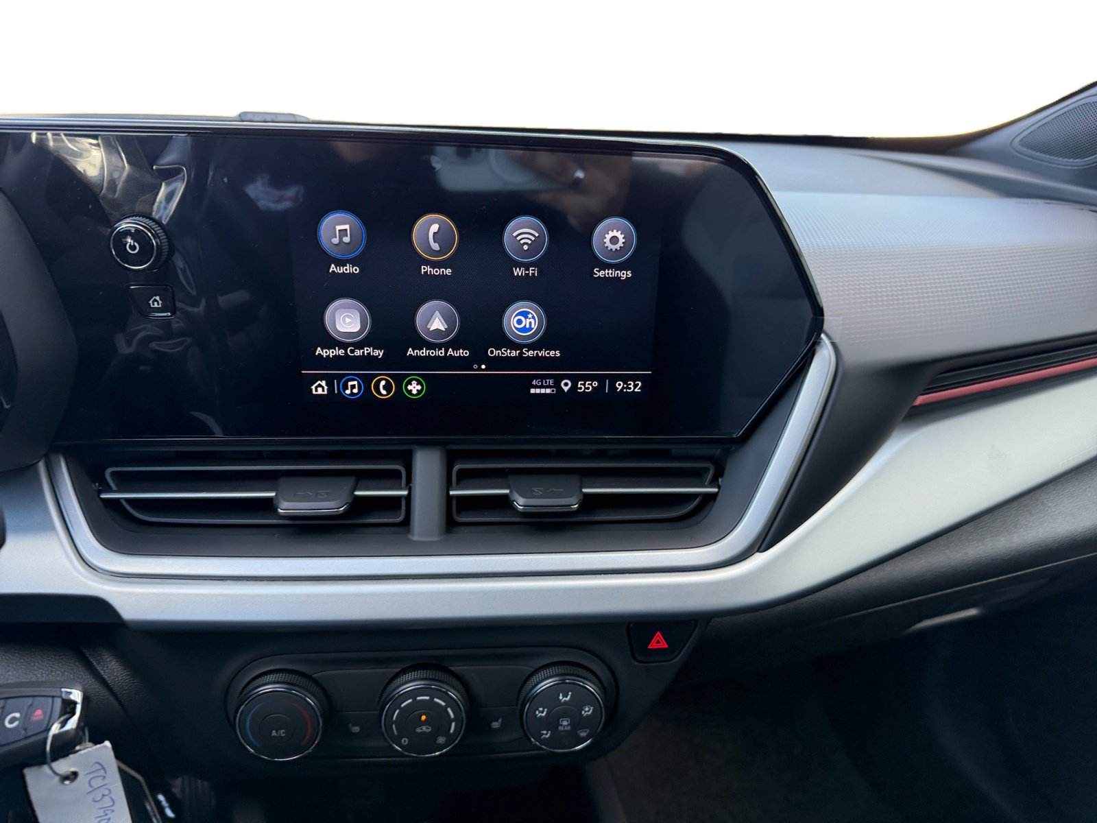 New 2026 Chevrolet Trax RS image 12