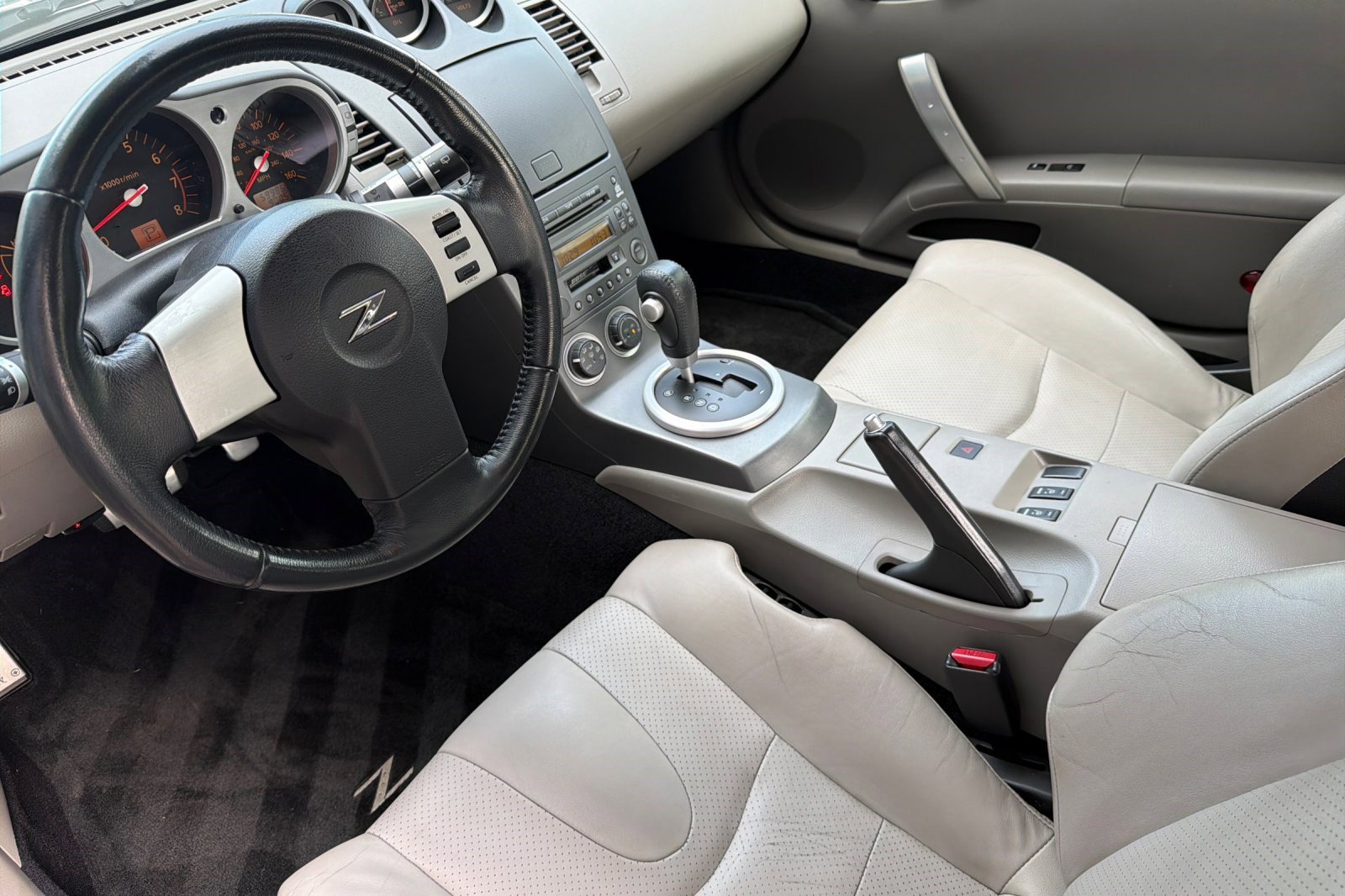 Used 2003 Nissan 350Z Touring image 11