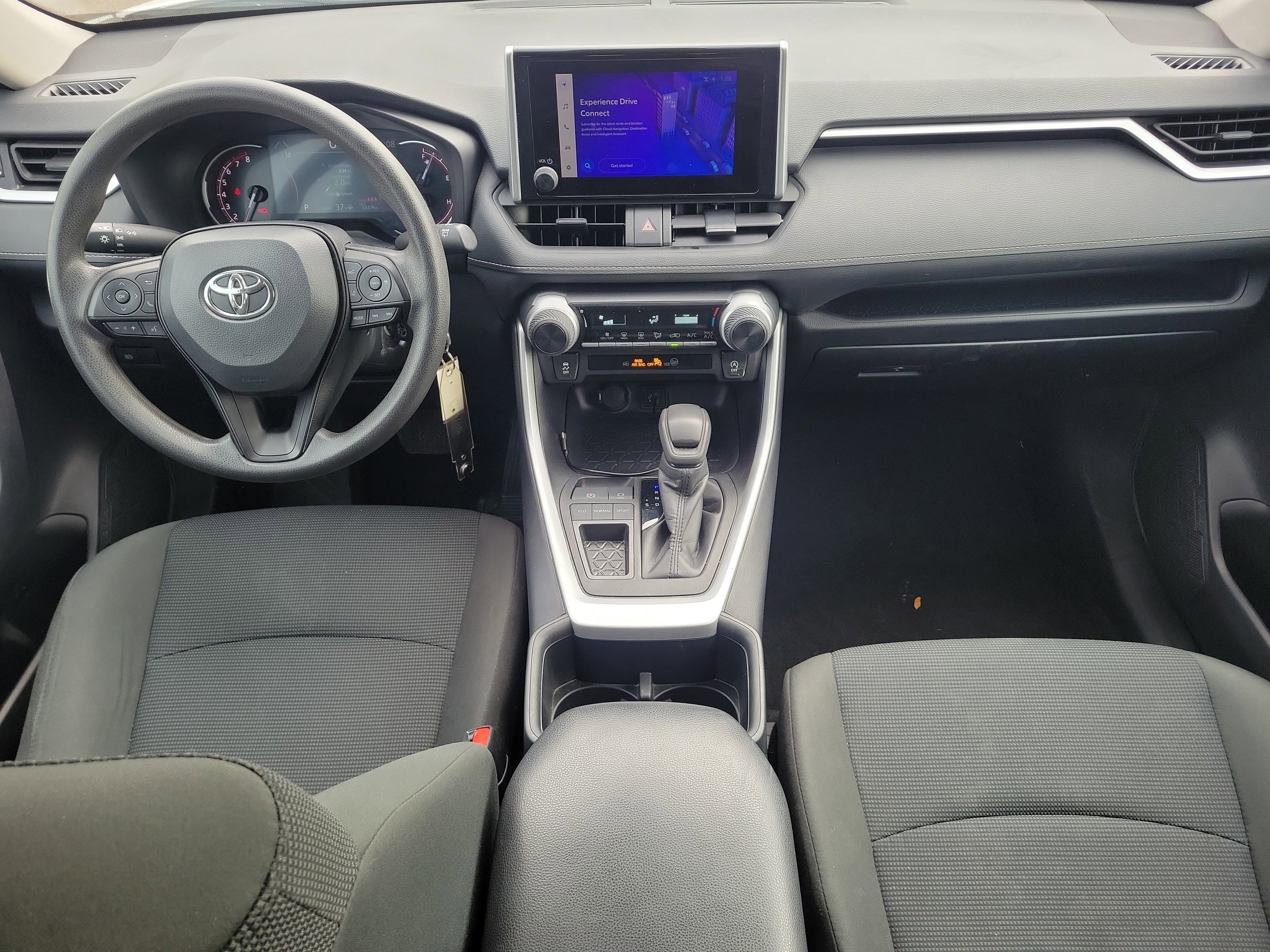 Used 2024 Toyota RAV4 LE image 12