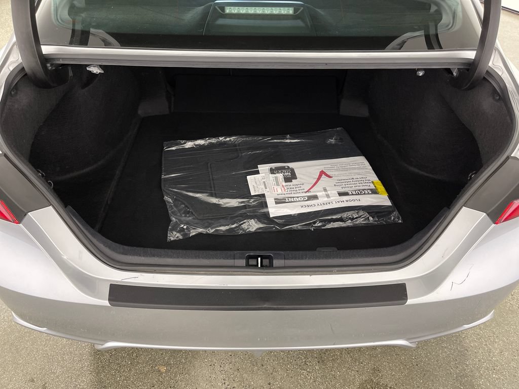 Certified 2024 Toyota Camry SE FWD image 10