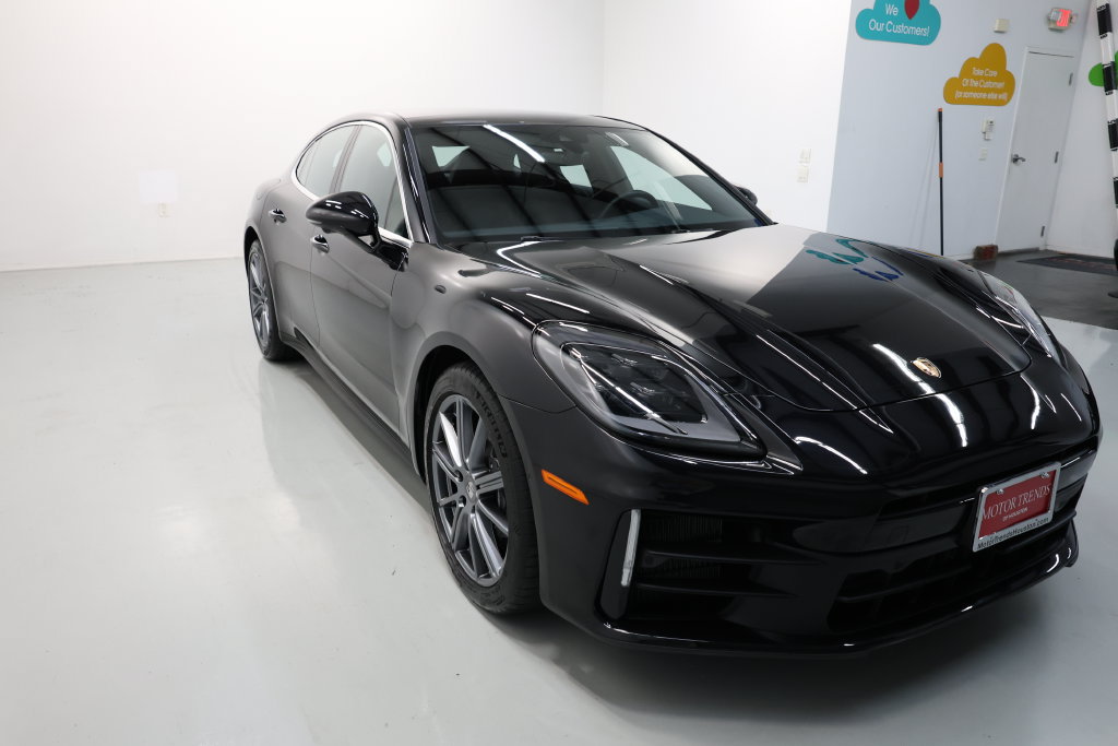 Used 2025 Porsche Panamera image 56