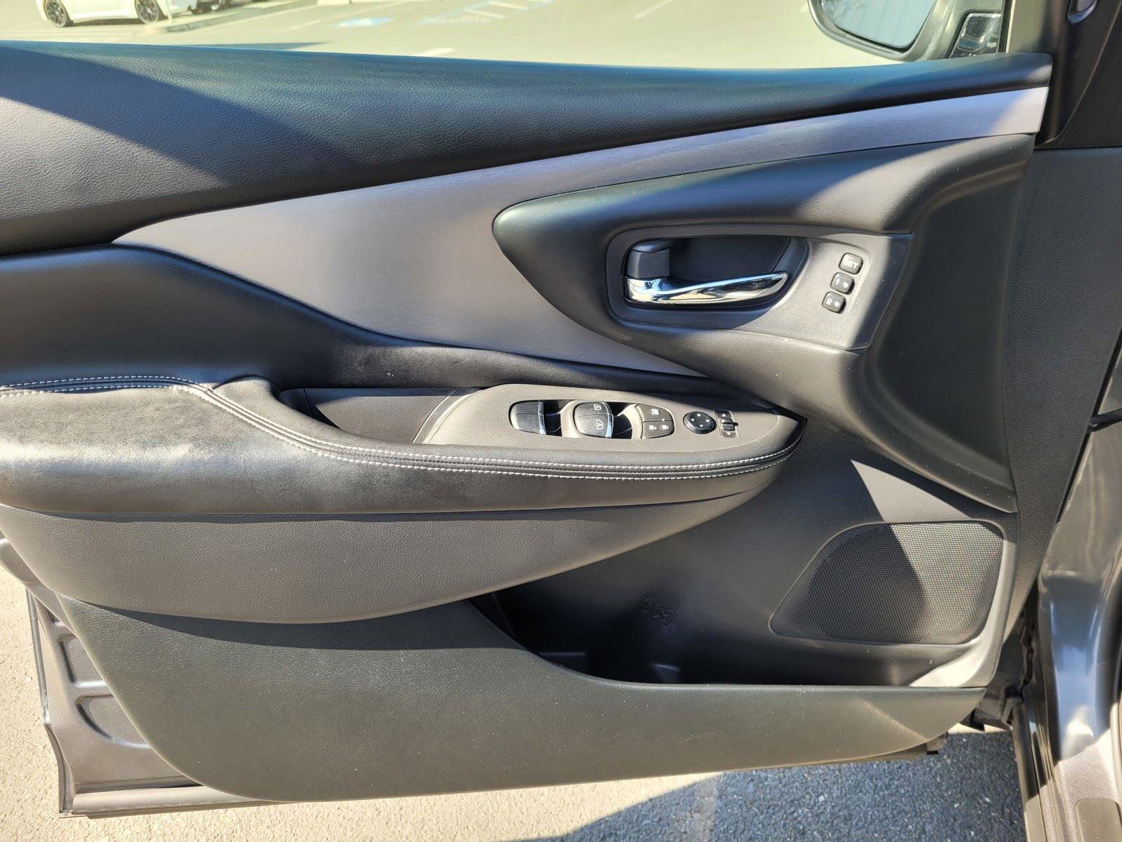 Used 2022 Nissan Murano SL w/ SL Moonroof Package image 23