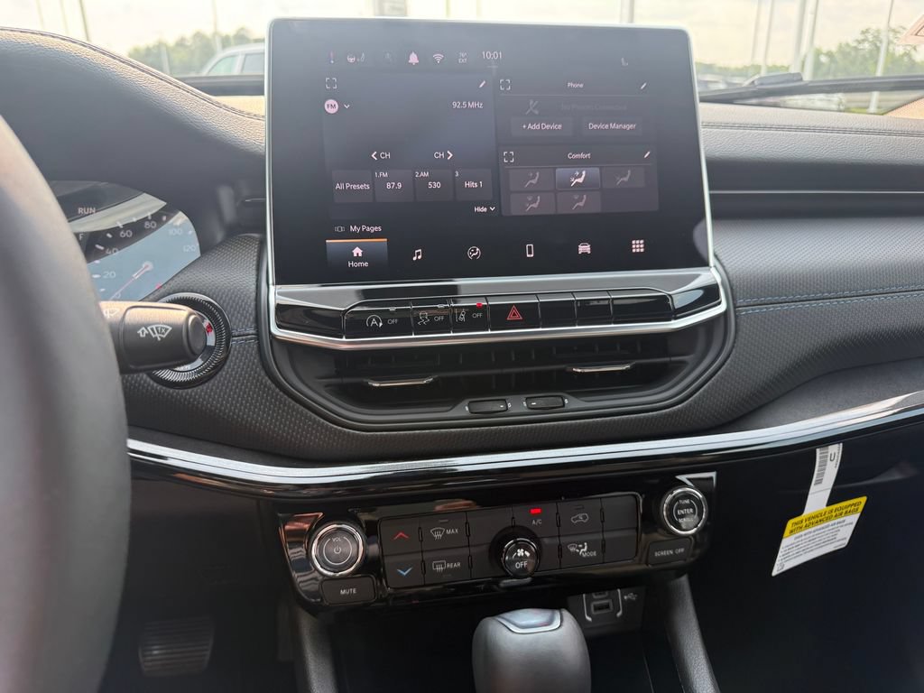 New 2026 Jeep Compass Latitude AWD/4WD image 10
