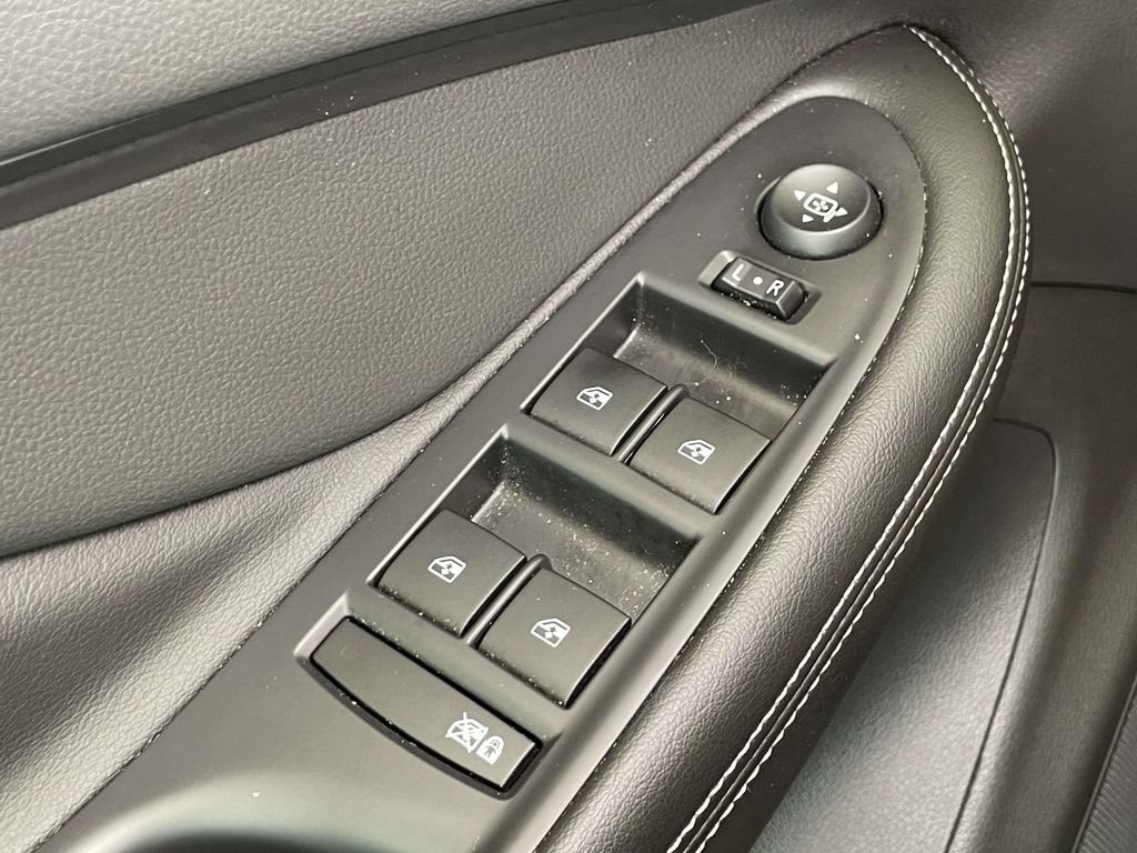 Used 2020 Buick Envision Premium w/ LPO, Road Trip Package AWD/4WD image 31