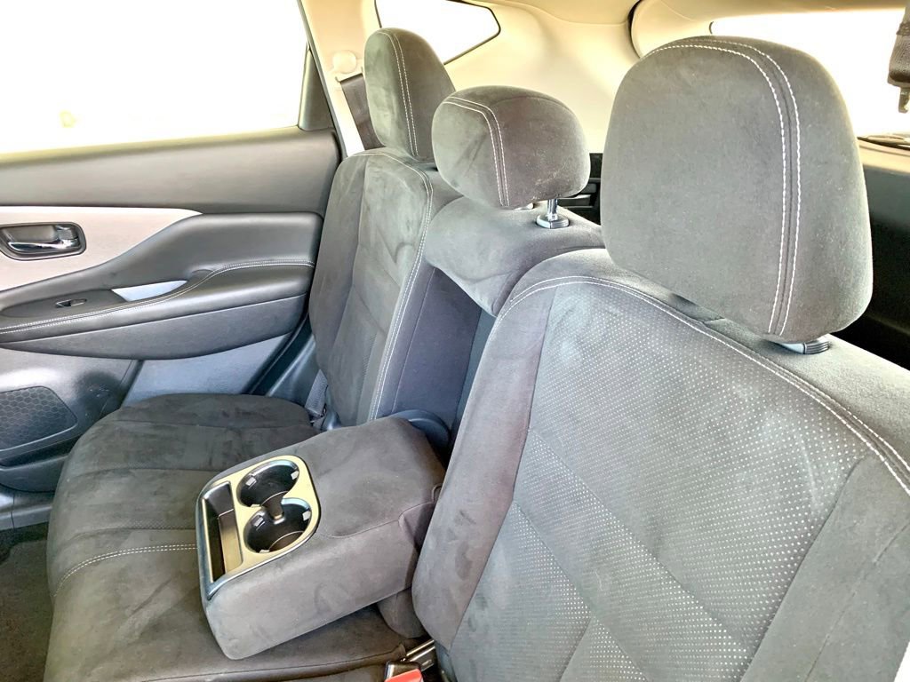 Used 2020 Nissan Murano SV FWD image 18