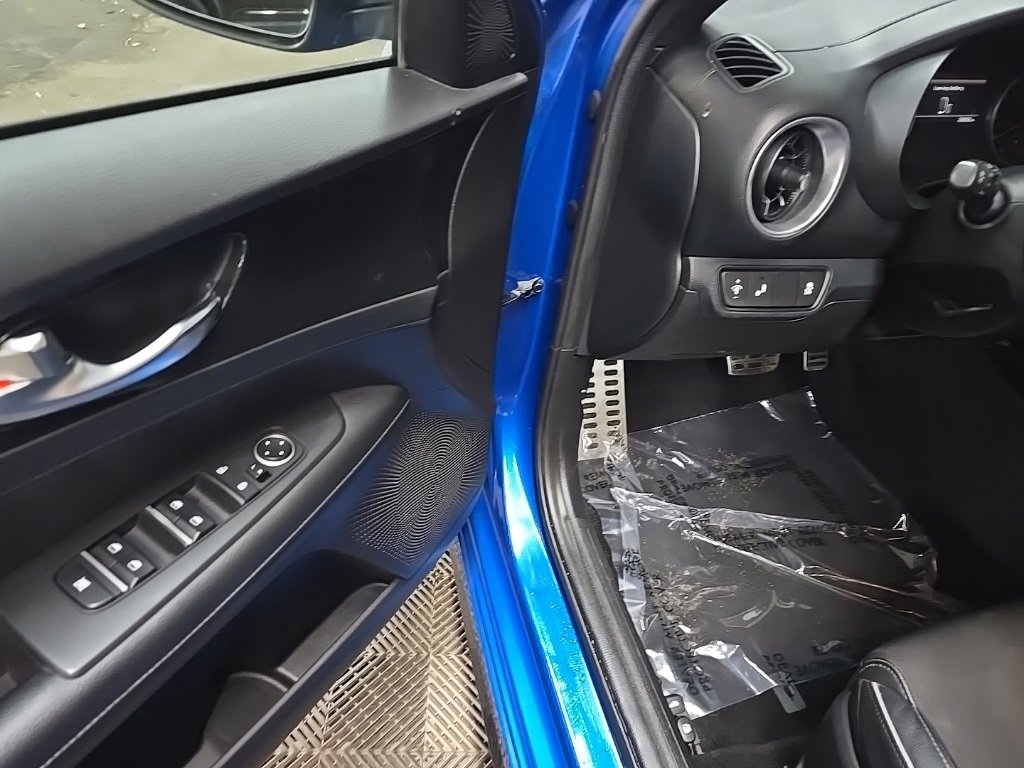 Used 2022 Kia Forte GT-Line w/ GT-Line Technology Package image 28