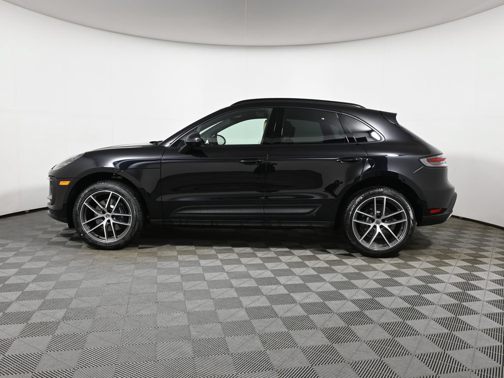 New 2026 Porsche Macan AWD/4WD image 2