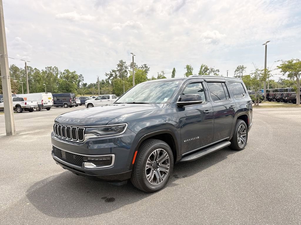 Used 2023 Jeep Wagoneer 2WD w/ Premium Group I image 7