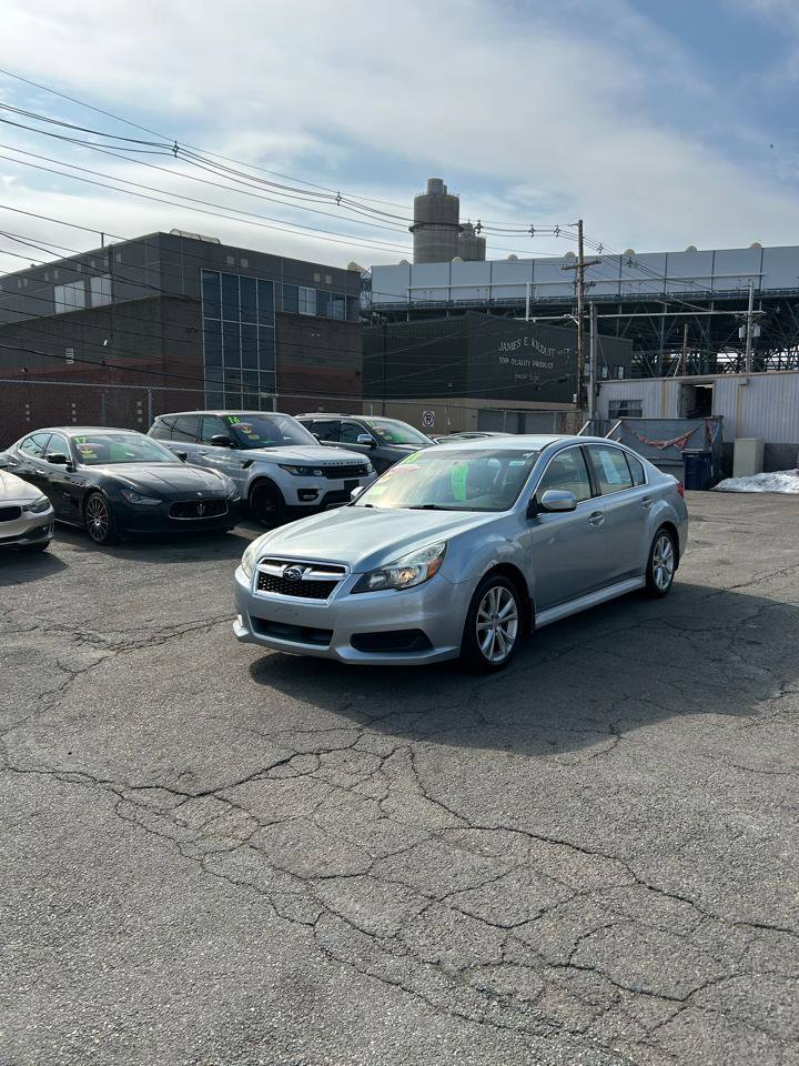 Used 2013 Subaru Legacy 2.5i Premium w/ All-Weather Pkg image 9