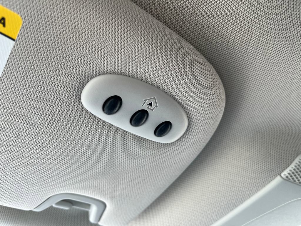 Used 2024 Ford Edge Titanium image 22