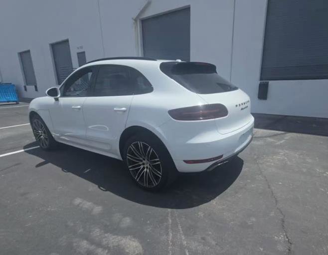 Used 2017 Porsche Macan Turbo AWD/4WD image 6