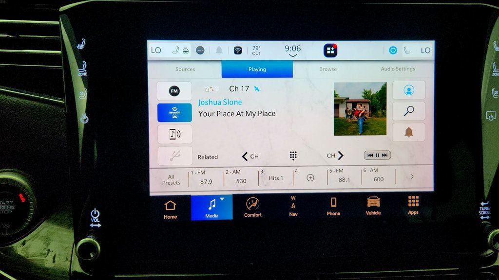 Used 2022 Jeep Wagoneer Series III AWD/4WD image 16