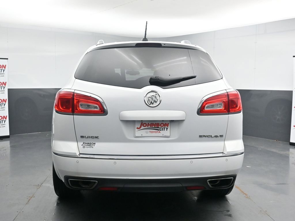 Used 2017 Buick Enclave Leather FWD image 8