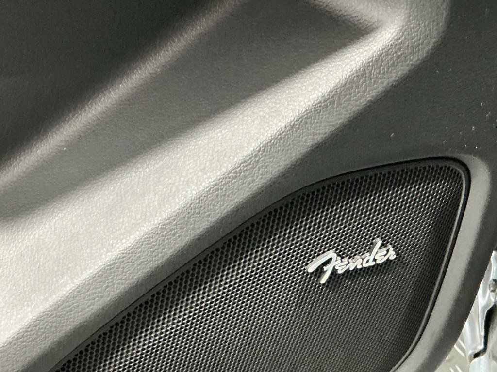 Used 2024 Nissan Frontier SL image 5